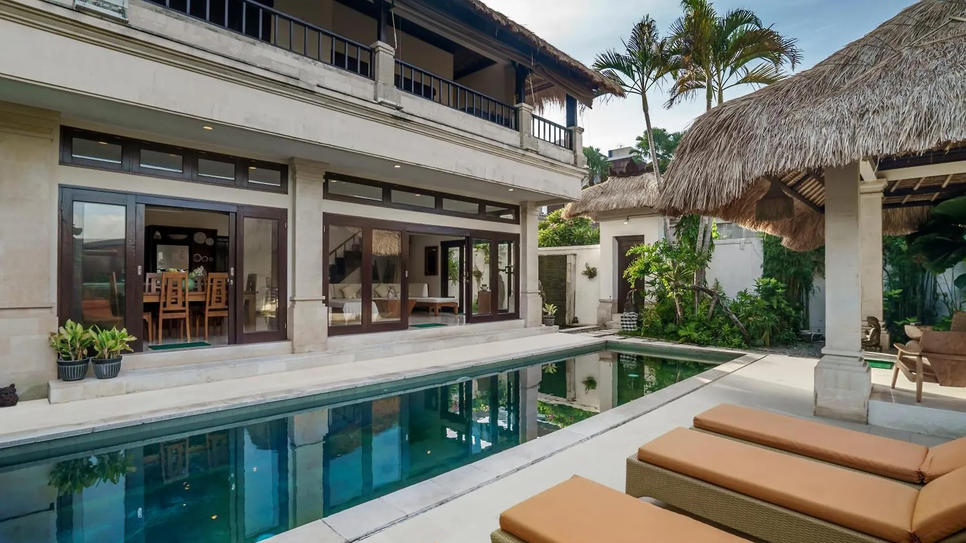 Villa Gading By Alfred In Bali Seminyak 0*,